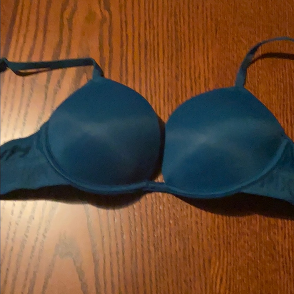 pink vs bra
